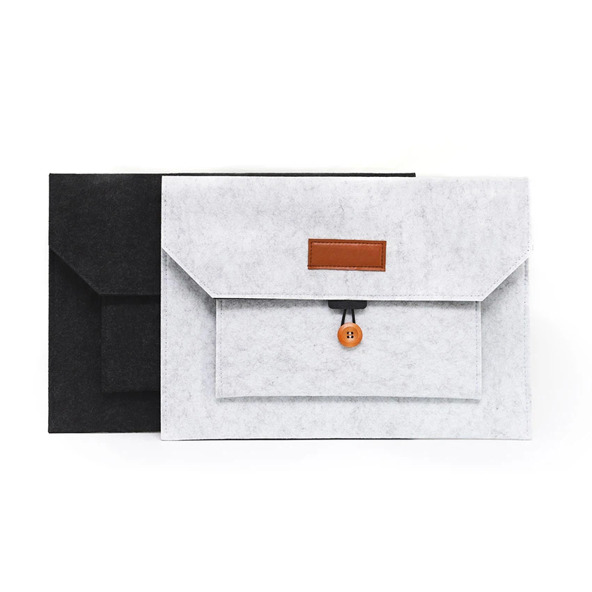 Grey felt laptop sleeve Grey felt laptop sleeve